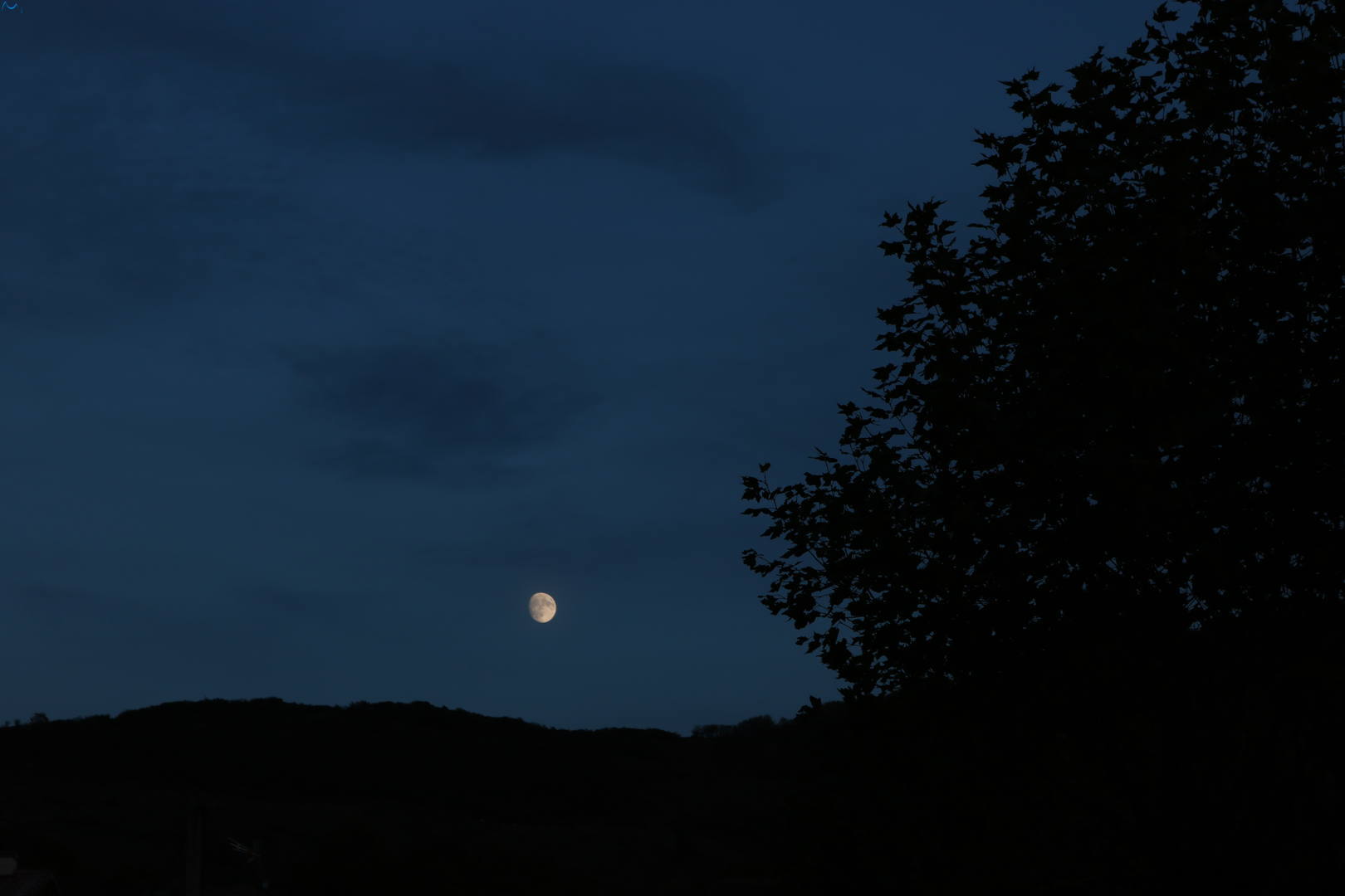 Luna en Vallejo de Orbó